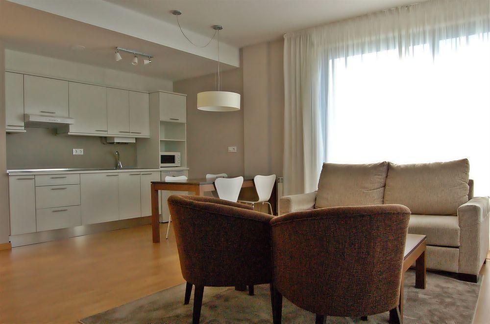 Apartamentos Turisticos Playa De Osmo Corme ภายนอก รูปภาพ