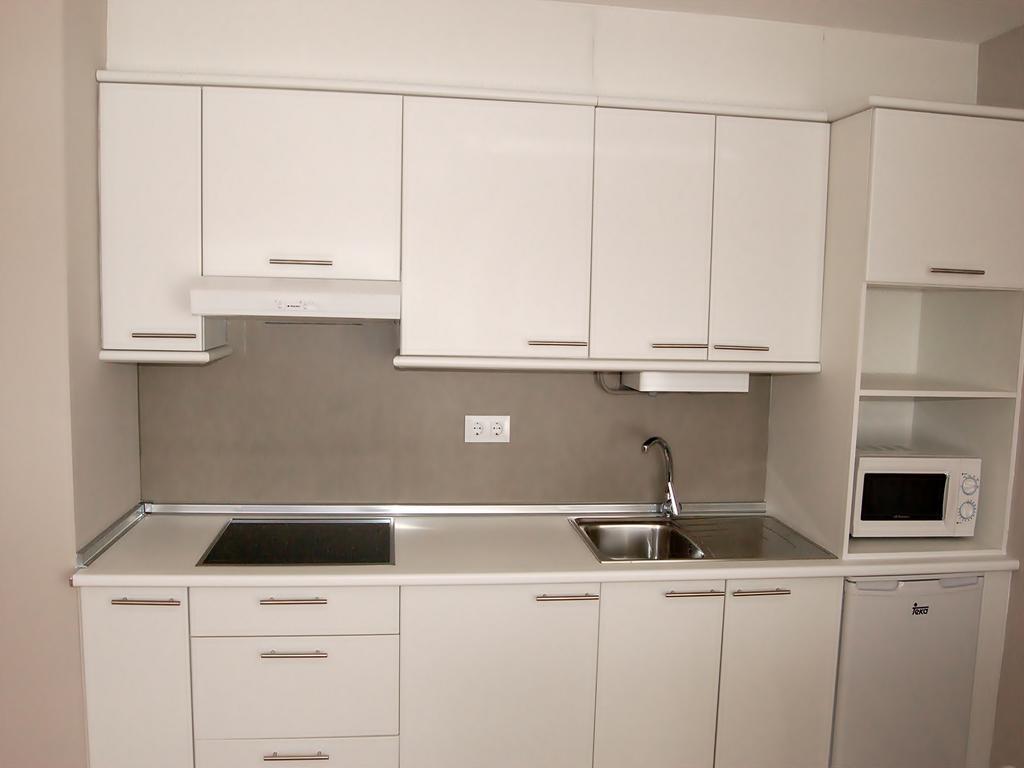 Apartamentos Turisticos Playa De Osmo Corme ภายนอก รูปภาพ
