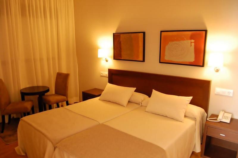 Apartamentos Turisticos Playa De Osmo Corme ภายนอก รูปภาพ