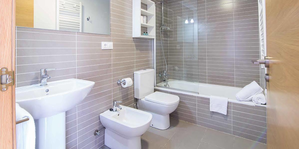 Apartamentos Turisticos Playa De Osmo Corme ภายนอก รูปภาพ