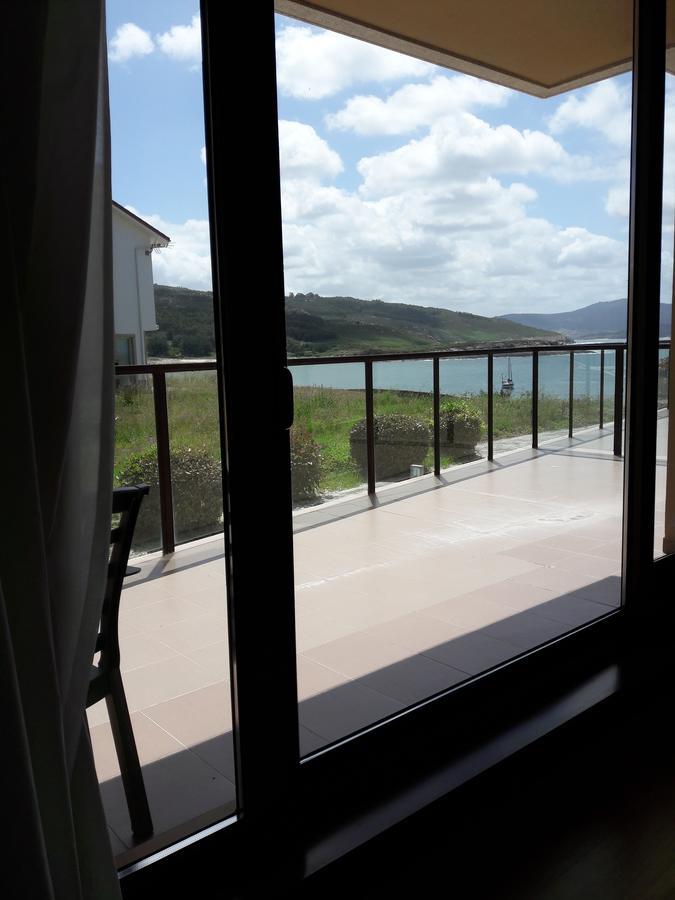Apartamentos Turisticos Playa De Osmo Corme ภายนอก รูปภาพ