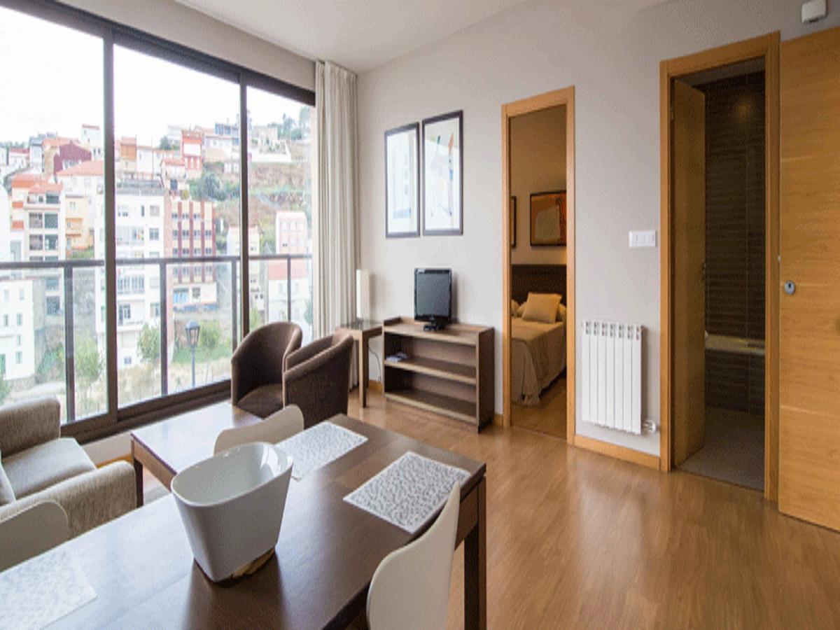 Apartamentos Turisticos Playa De Osmo Corme ภายนอก รูปภาพ