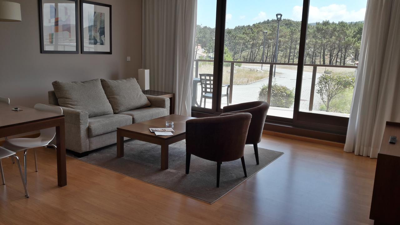Apartamentos Turisticos Playa De Osmo Corme ภายนอก รูปภาพ