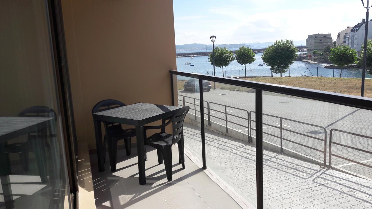 Apartamentos Turisticos Playa De Osmo Corme ภายนอก รูปภาพ